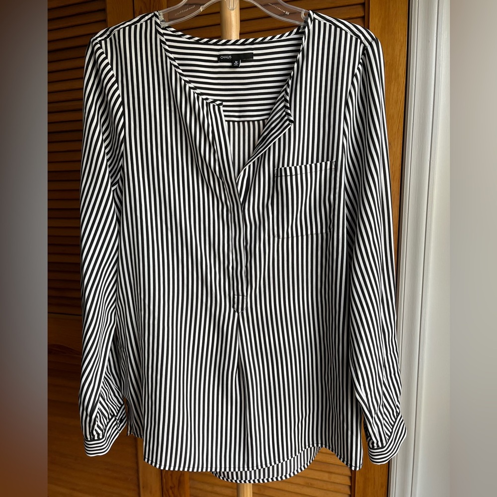 Chaus Black and White Pinstripe Blouse Long Sleeve Polyester Top Medium